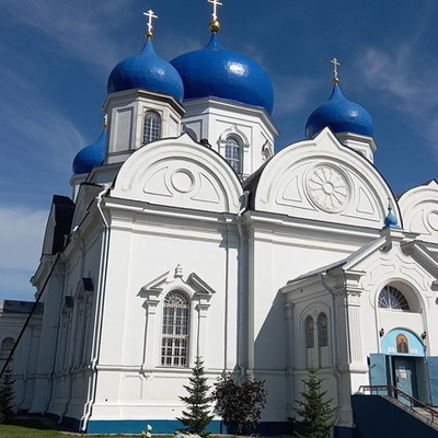 Large square b8064e21fc