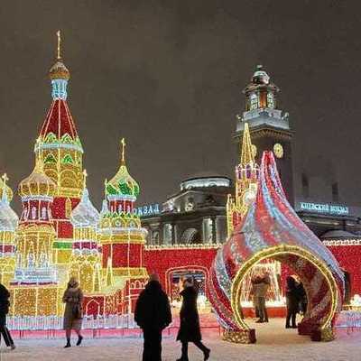 Large square 63bdffe7f0