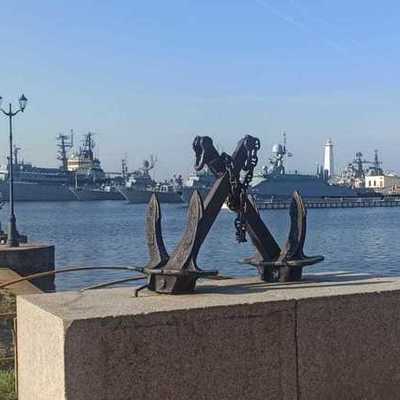 Large square 476a141ff5