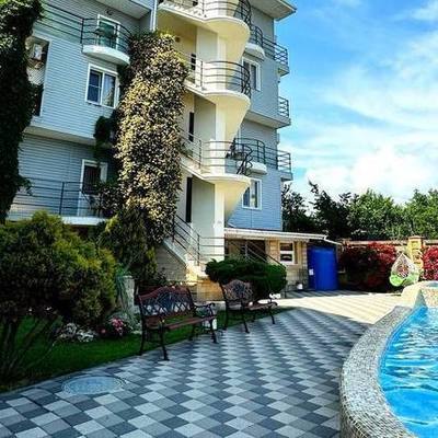 Large square 9a652ab4bd