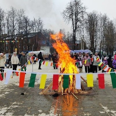 Large square d6074c85dd