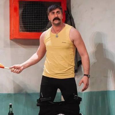 Large square e0e1a35e38